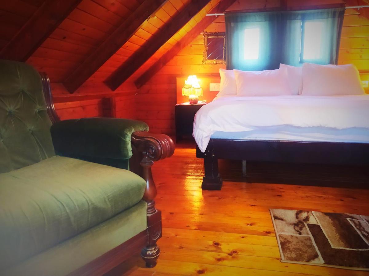 Family Cabin Menaẖemya Екстериор снимка